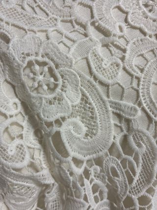 Vestido blanco de encaje