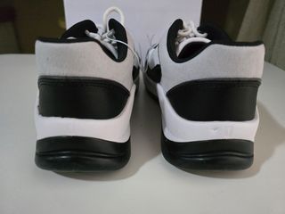 Zapatillas Karl Lagerfeld Negras y Blancas