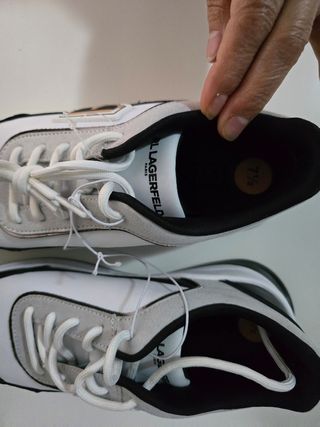 Zapatillas Karl Lagerfeld Negras y Blancas