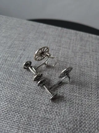 Coppia di mini tricicli in argento