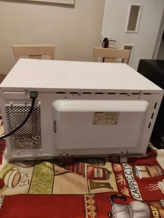 Microondas Severin 30L 900W + Horno