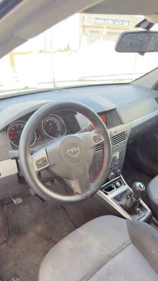 Opel Astra 2005
