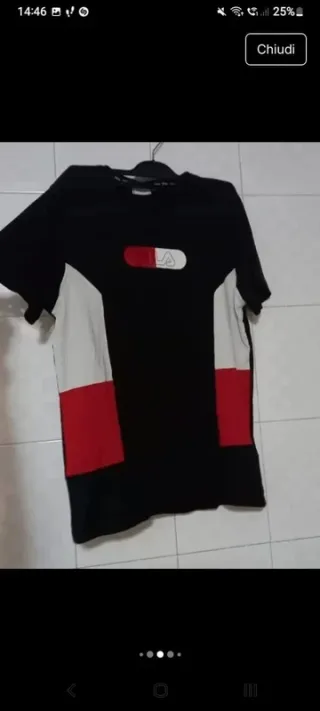 T-shirt Fila nera e rossa 100% cotone