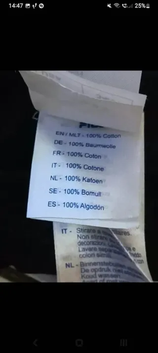 T-shirt Fila nera e rossa 100% cotone