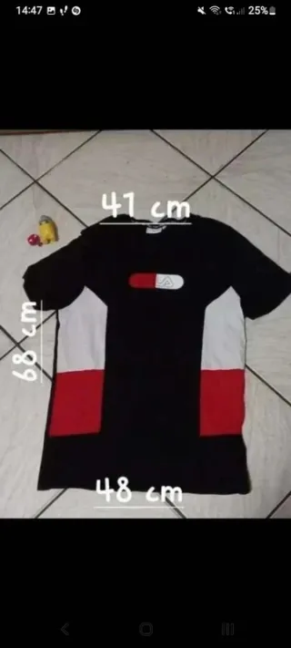 T-shirt Fila nera e rossa 100% cotone