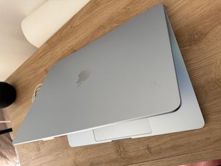 MacBook Air 15 M4 Cielo Azzurro