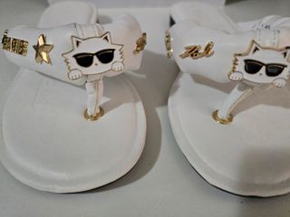 Sandalias Karl Lagerfeld Blancas y Doradas
