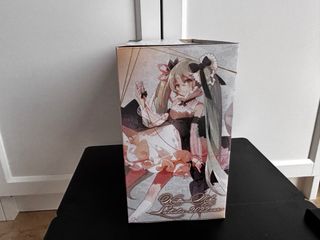 Figura Hatsune Miku Latidos 2022