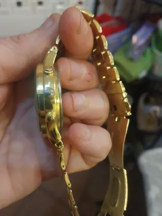 Reloj C&C Dorado Nuevo