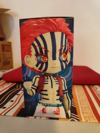 Figura Qposket Akaza A