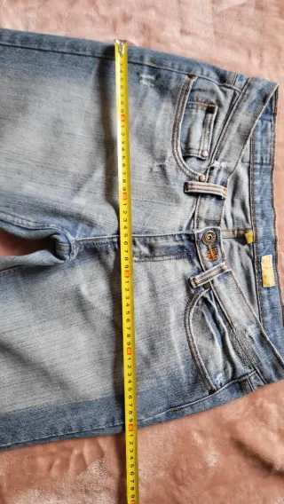 Pantalón vaquero bootcut azul