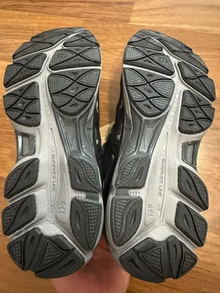 Asics Gel NYC Negras