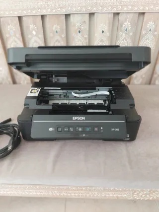 Stampante e scanner Epson WiFi XP-202