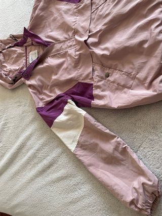 Chubasquero Bershka S Rosa Morado