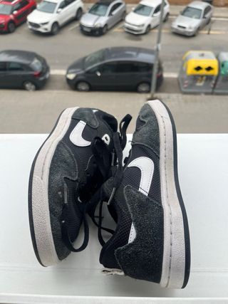 Zapatos Nike Talla 36.5 mas sudadera nike