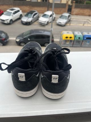 Zapatos Nike Talla 36.5 mas sudadera nike