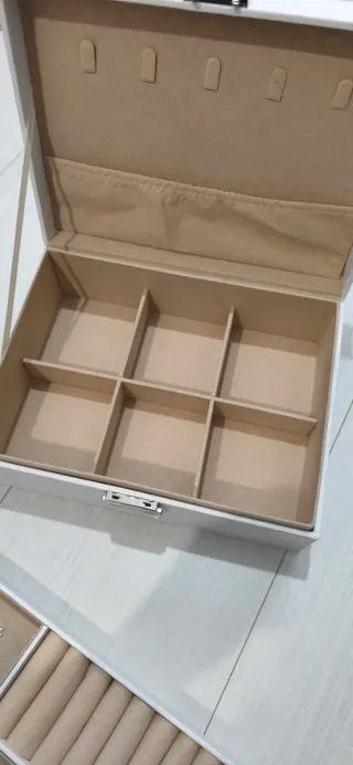 Joyero blanco dos pisos con compartimentos