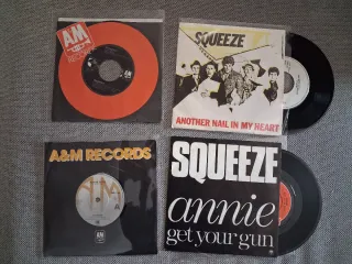 SQUEEZE Lote 4 discos vinilo single 7" 45 rpm