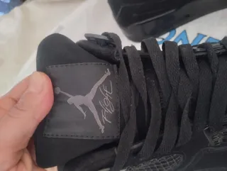 Zapatillas Jordan 4 Negras 28 cm