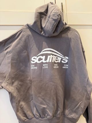 Sudadera Scuffers con capucha gris