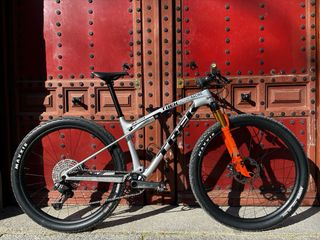 Trek supercaliberSLR 9.8 gen2 XTR di2