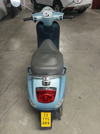 Vespa 50 Azul/Gris Automática