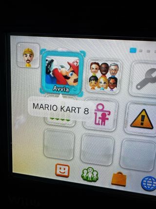 Nintendo Wii U 32GB + Mario Kart 8 Deluxe