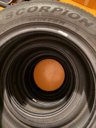 Juego de 4 Pirelli Scorpion Winter 255/55 R18 109H