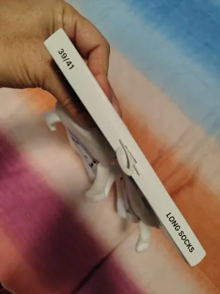 2 paia calze Pochacco braccia calamita