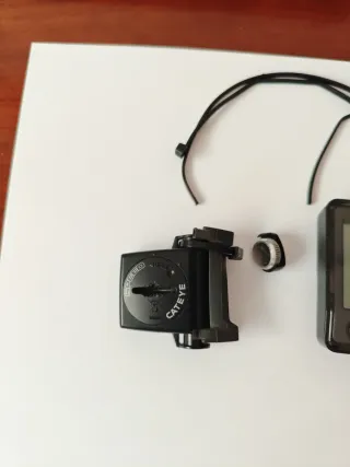 Cuentakilómetros Cateye Velo Wireless+