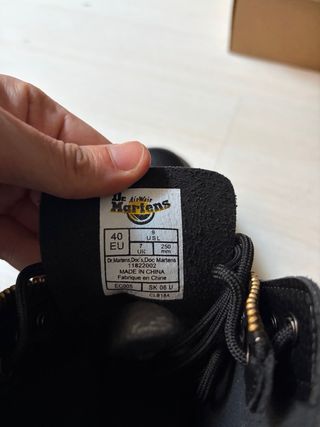 Botas Dr. Martens negras con cremallera