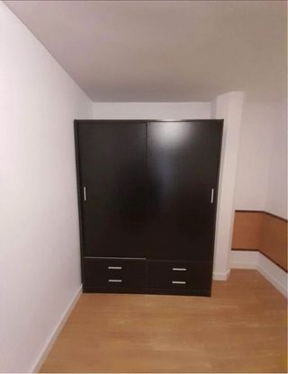 Armario puertas correderas madera