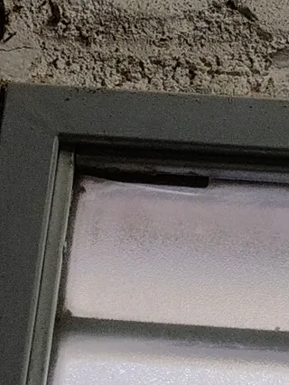 Puerta de garaje metálica