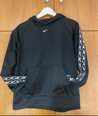 Sudadera Nike Negra con Logo