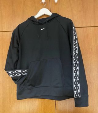 Sudadera Nike Negra con Logo