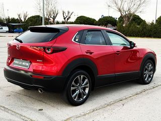 Mazda CX-30 eSKYACTIVX 2.0i 186cv "EVOLUTION" con NAVEGADOR, CAMARA, HEAD UP DISPLAY...
