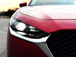 Mazda CX-30 eSKYACTIVX 2.0i 186cv "EVOLUTION" con NAVEGADOR, CAMARA, HEAD UP DISPLAY...