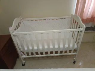 Cuna de madera MICUNA