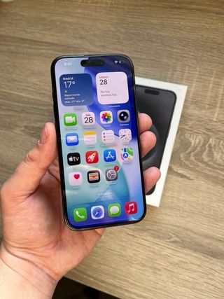iPhone 15 Pro 128GB Negro Titanio