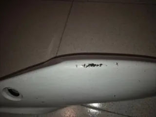 Colín Suzuki GSXR600 K6 K7 Izquierdo Blanco