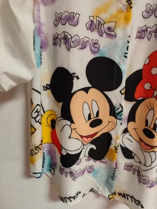 Camisa de chica talla 44-46 de Italy moda nueva.