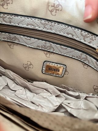 Bolso Guess Beige y Dorado
