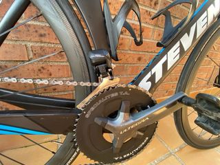 Bicicleta Triatlón Stevens Di2 potenciómetro