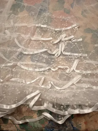 Lote de artículos  de costura y guantes