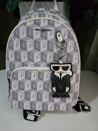 Mochila Karl Lagerfeld Gris y Blanca