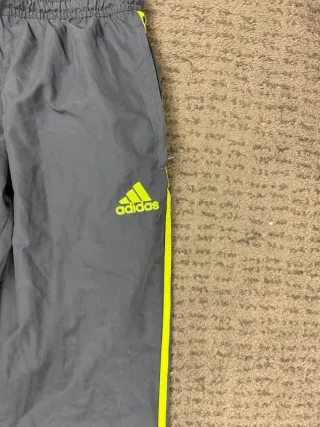 ¡¡OFERTA! Talla M Pantalón Adidas Real Madrid 2015