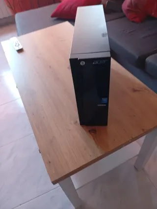 Acer Aspire XC-703 Computer Desktop