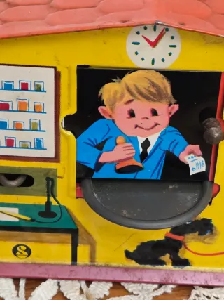 Hucha antigua PTT casa de hojalata,juguete antiguo