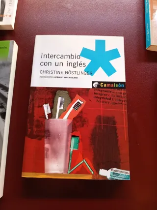 Libros juveniles variados