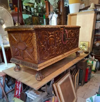 Arca Baúl Antiguo Cedro Tallado